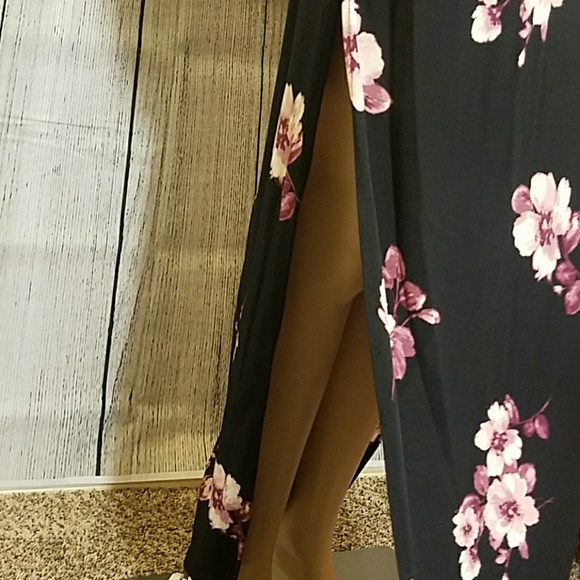 Maxi Skirt 2 Piece Set - Picture 6 of 8